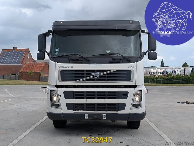 Transport af containere Volvo FM