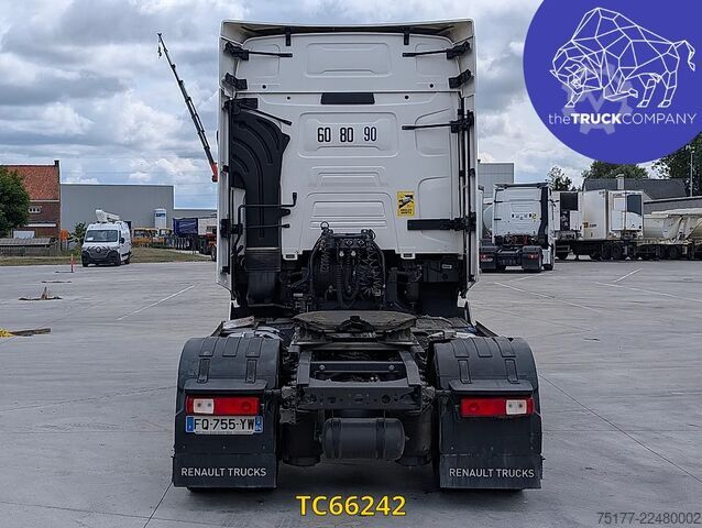 Standard-SZM Renault T 520