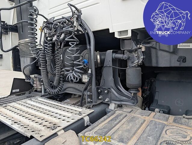 Standard-SZM Renault T 520