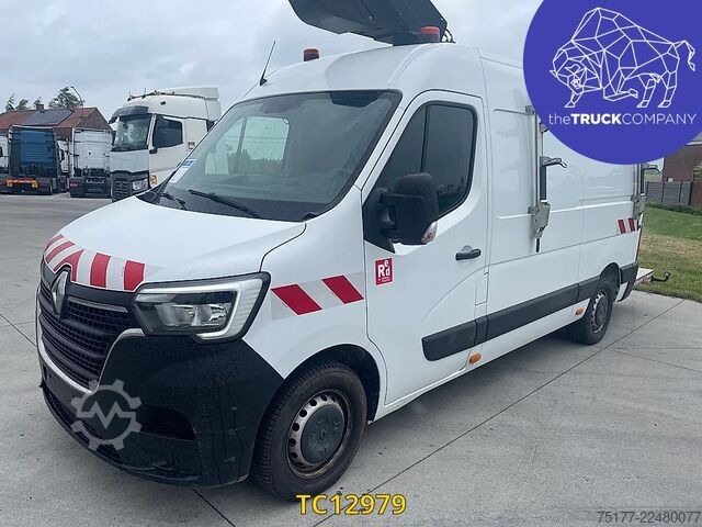 Løfteplatform Renault Master 145.35 klubb