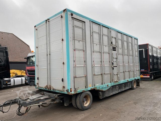 Hästtransportsläp MENKE-JANZEN 3.Stock Viehanhänger 56m² 40 km/h Zulassung