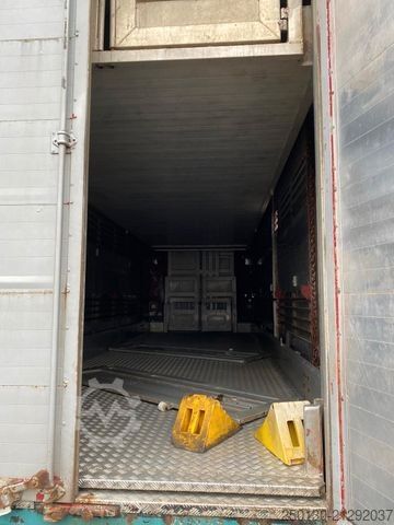 Hästtransportsläp MENKE-JANZEN 3.Stock Viehanhänger 56m² 40 km/h Zulassung