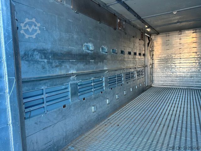 Boskapsbil MERCEDES-BENZ Actros 1830L 4x2EU6e 1.Stock FINKL *Original KM*