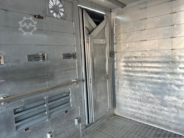 Boskapsbil MERCEDES-BENZ Actros 1830L 4x2EU6e 1.Stock FINKL *Original KM*