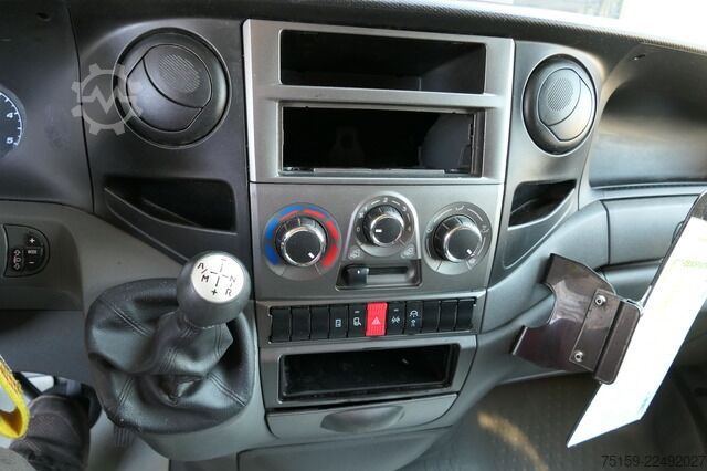 Vrachtwagen met bakwagen iveco Daily 35 S11 C30C AUTOMATIK EURO 5 - Regale - LUFT - COC