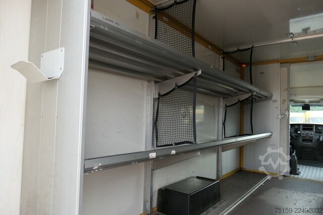 Vrachtwagen met bakwagen iveco Daily 35 S11 C30C AUTOMATIK KAMERA Regale LUFT DURCHGANG EURO-5 CoC