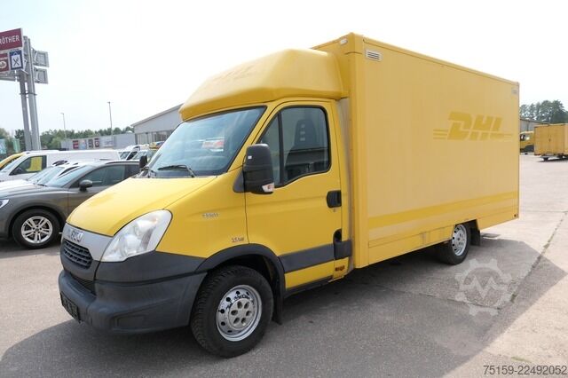 Vrachtwagen met bakwagen iveco Daily 35 S11 C30C AUTOMATIK KAMERA MAXI KAMERA Regale LUFT - EURO 5 - CoC