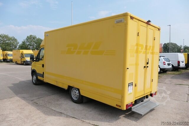 Vrachtwagen met bakwagen iveco Daily 35 S11 C30C AUTOMATIK KAMERA MAXI KAMERA Regale LUFT - EURO 5 - CoC