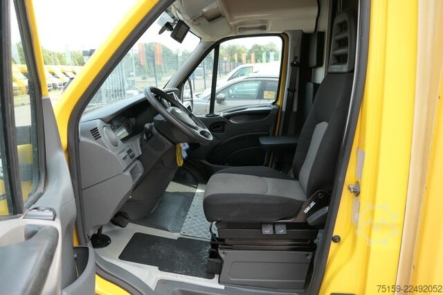 Vrachtwagen met bakwagen iveco Daily 35 S11 C30C AUTOMATIK KAMERA MAXI KAMERA Regale LUFT - EURO 5 - CoC