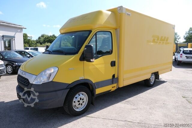 Vrachtwagen met bakwagen iveco Daily 35 S11 C30C AUTOMATIK KAMERA MAXI KAMERA Regale LUFT - EURO 5 - CoC