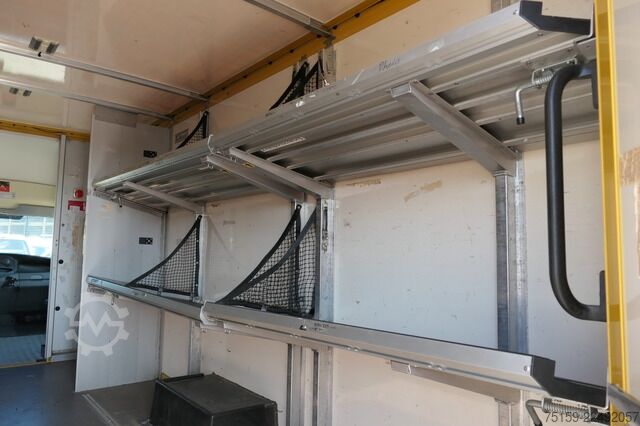 Vrachtwagen met bakwagen iveco Daily 35 S11 C30C AUTOMATIK KAMERA MAXI KAMERA Regale LUFT - EURO 5 - CoC