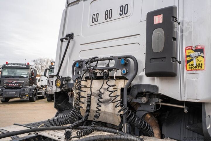 Standaard-SZM SCANIA R 520 V8+INTADER+HYDR