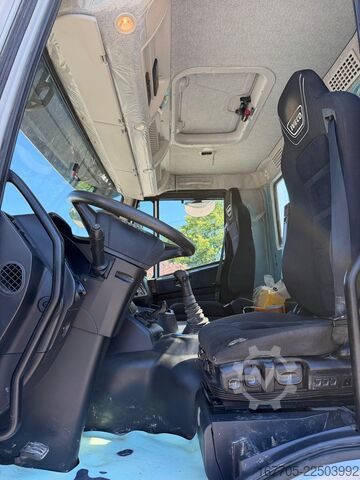 Autodomíchávač betonu Iveco Trakker 450