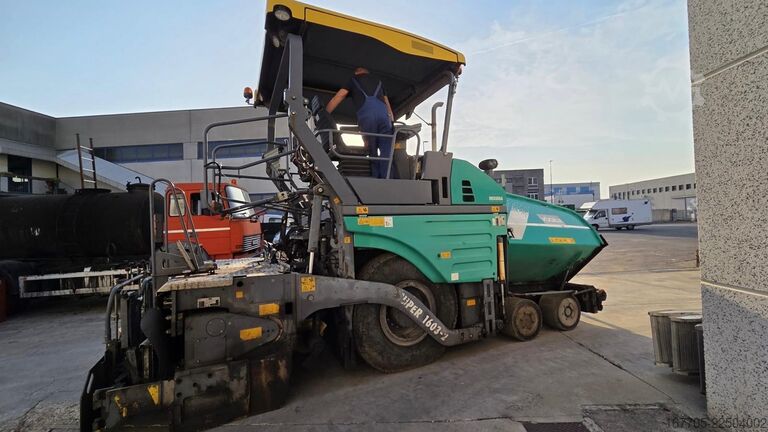Asfalteermachine Vögele 1603-2