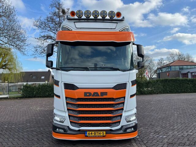 Standard-SZM DAF XG+ 530 FT