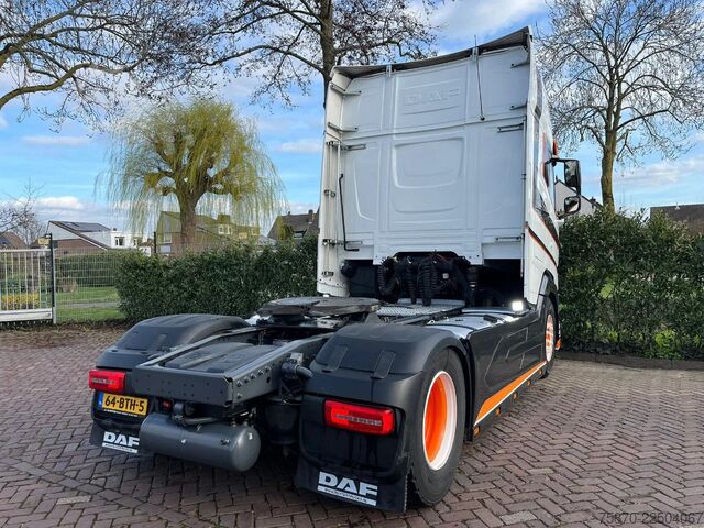 Standard-SZM DAF XG+ 530 FT