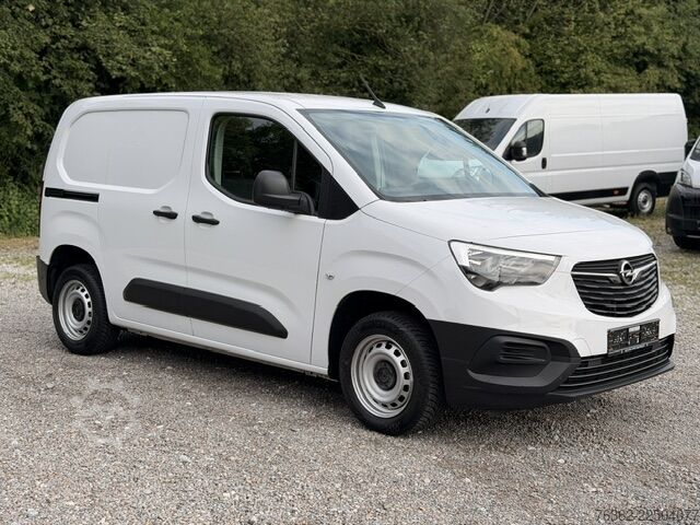 Duba panelată Opel Opel Combo 1,5 KLIMA, AHK, Tempomat.