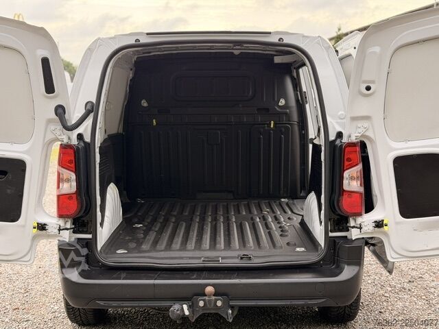 Duba panelată Opel Opel Combo 1,5 KLIMA, AHK, Tempomat.