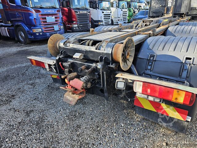 Kroghejselastbil SCANIA R480LB 8X4*4HHA MOTORSCHADEN! 3-Pedal J