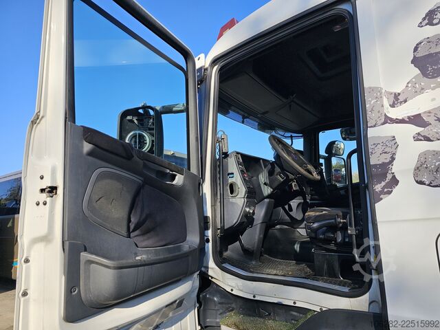 Kroghejselastbil SCANIA R480LB 8X4*4HHA MOTORSCHADEN! 3-Pedal J