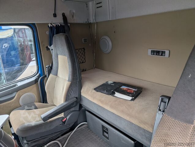 Hakowiec Volvo FH520 -37 8X4 JOAB Lift+Lenkachse Blatt/