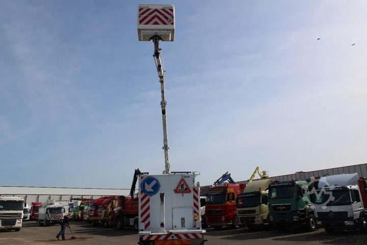 Aerial platform Iveco Eurocargo 120EL18 + COMET + EURO 5