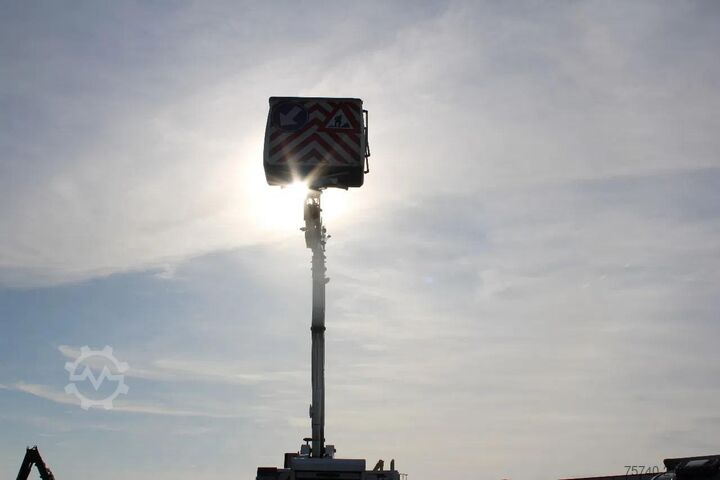 Aerial platform Renault Midlum 220 + manual + 16 meter