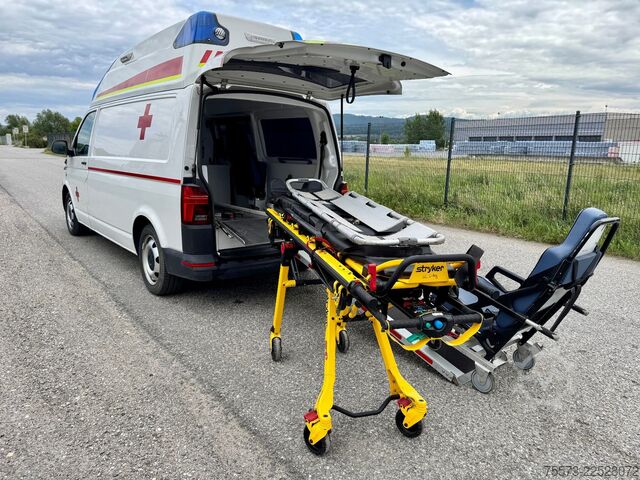 Brandweerwagen VW VW T6.1, 4-Motion, mit Trage und Sessel