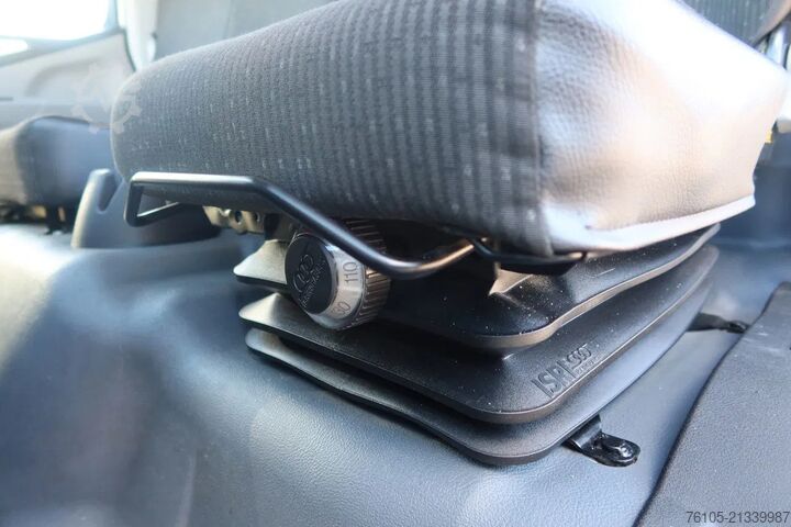 Walizka Mitsubishi Canter 7 C 18 Bak + Klep 1000 KG Euro 6