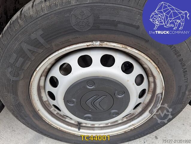 Panelová dodávka Citroen JUMPY 2.0 HDI L2