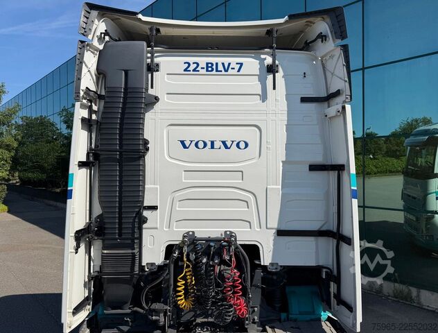 Tracteur routier standard VOLVO FH 13.420 EURO 6 FULL SPOILER 2x TANKS ONLY 566.