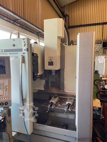 Vertikales Bearbeitungszentrum Deckel Maho DMC 635 V