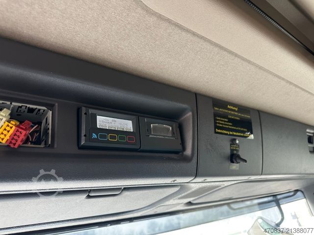 Kühlkoffer-LKW SCANIA P250 / LBW / Carrier 1150 MT / Seitentür / Trenn