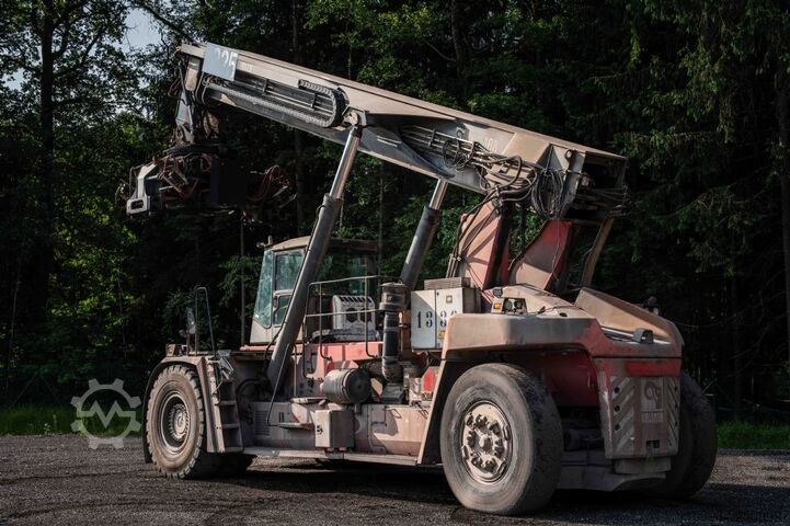 Full-container reach stacker Kalmar DRF450-65A5XS