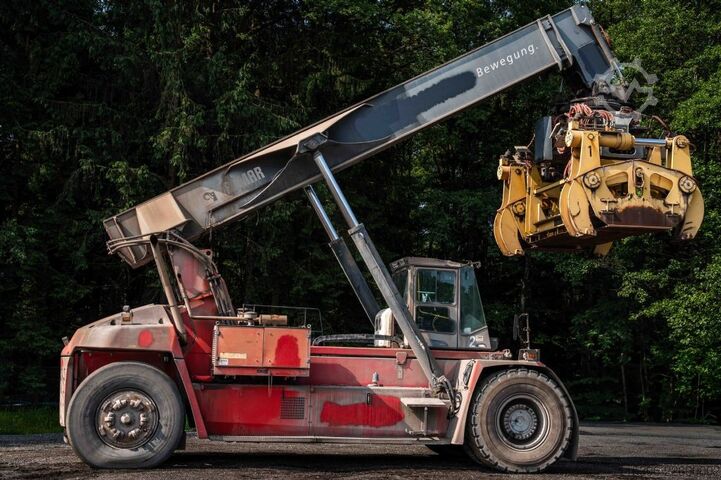 Full-container reach stacker Kalmar DRF450-65A5XS