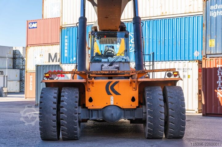 Full-container reach stacker Kalmar DRF450-60S5