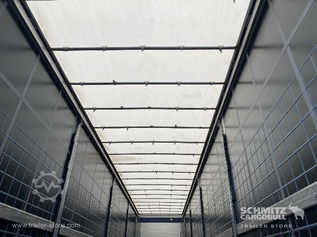 Nyitott ponyvás félpótkocsi Schmitz Cargobull Semitrailer Curtainsider Standard