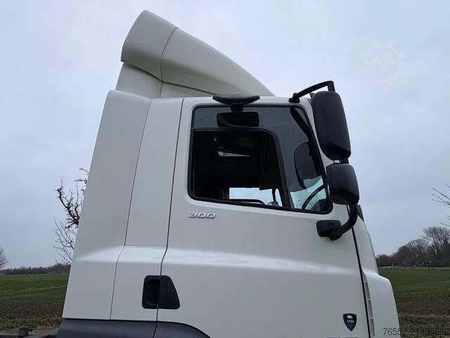 Telaio con cabina DAF CF 300 CF 300 BDF of Chassic cabine.  MOOIE  NE...