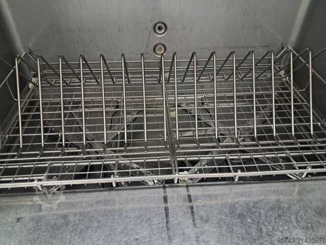 Sepet yıkama makinesi Hobart UXT-10N