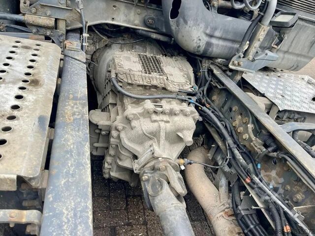 Standard-SZM Renault Premium 460 2X FUEL  TANK, FRIGO, EURO 5