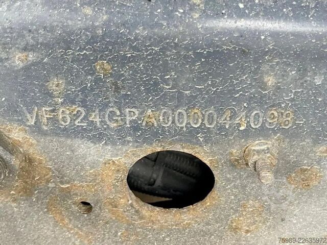 Standard-SZM Renault Premium 460 2X FUEL  TANK, FRIGO, EURO 5