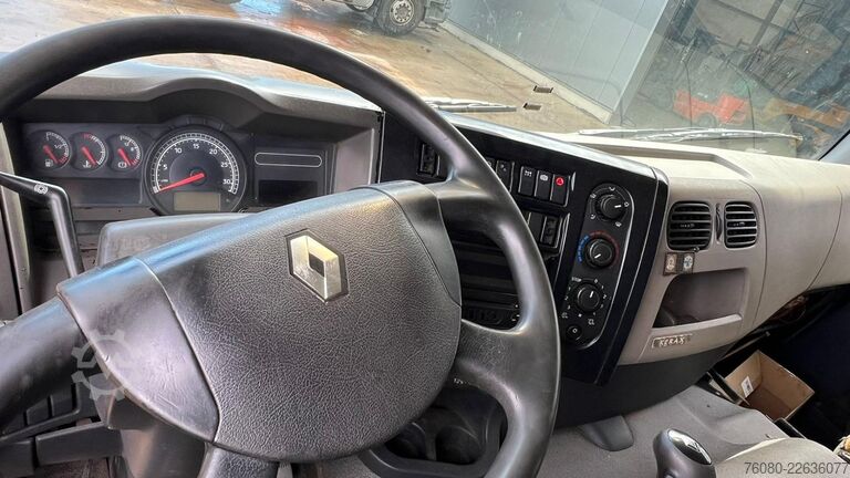 Šasija sa taksijem Renault Kerax 450 DXI (BOITE MANUELLE / LAMES / GRAND P...