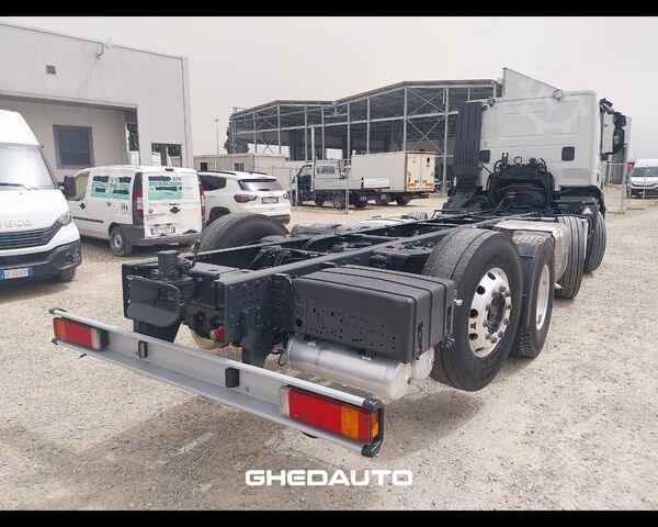 Standard trækkerunit IVECO AD440S42 - 8X2 (2+2)AUSTERAS