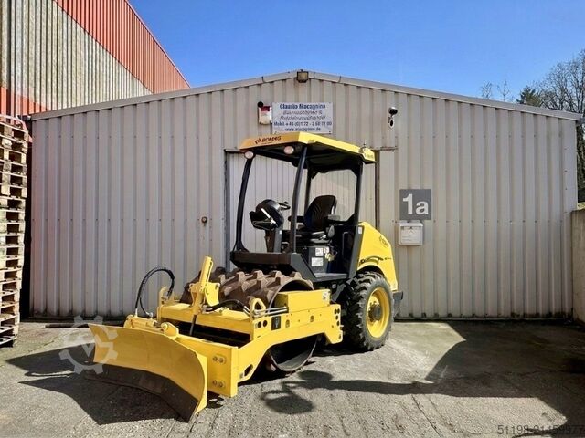 Egyhengerdob henger Bomag BW 124 PDH-5 Walzenzug unused