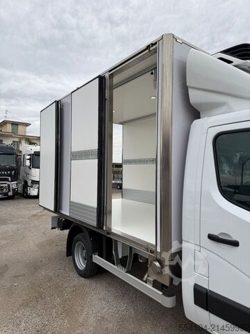 Hűtőfelépítményes furgon Renault Master T35