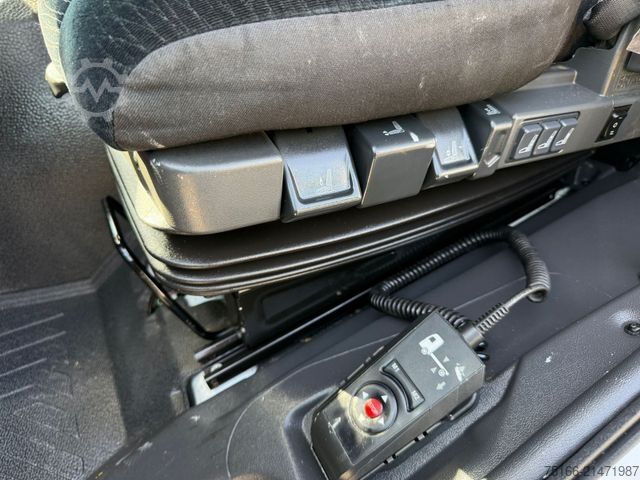 Skříňová dodávka MERCEDES-BENZ ATEGO 824 L Koffer 6,1 m LBW 1.5 to.*KLIMA+AHK