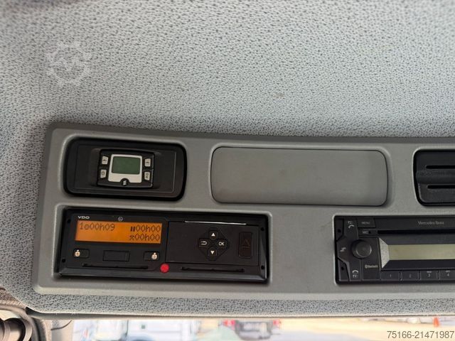 Skříňová dodávka MERCEDES-BENZ ATEGO 824 L Koffer 6,1 m LBW 1.5 to.*KLIMA+AHK