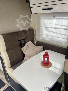 Halvintegrerad husbil Forster T 699 EB 140 PS * Automatik * 3,5 t