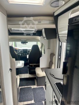 Halvintegrerad husbil Forster T 699 EB 140 PS * Automatik * 3,5 t