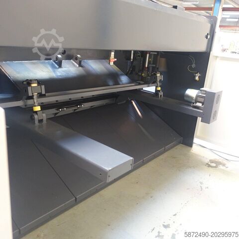 Hydraulisk guillotinesaks Karmet Orca-Pro 3106